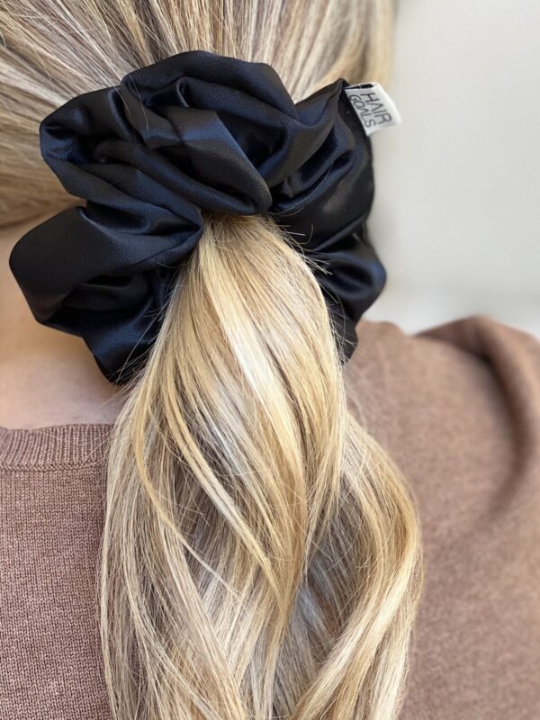 Black Scrunchie - Image 2