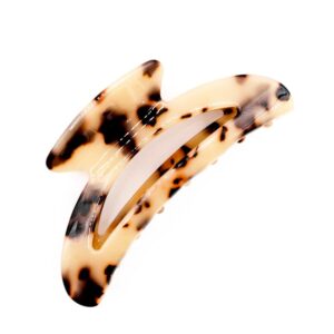 Leopard Exclusive Clip